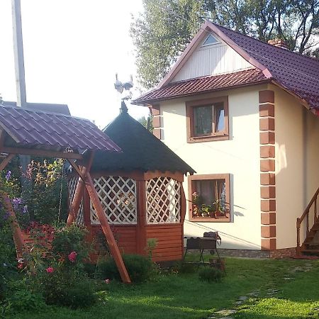 Shelter Pid Lypamy Villa Mykulychyn Exterior foto