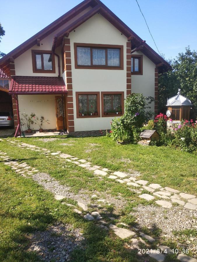 Shelter Pid Lypamy Villa Mykulychyn Exterior foto